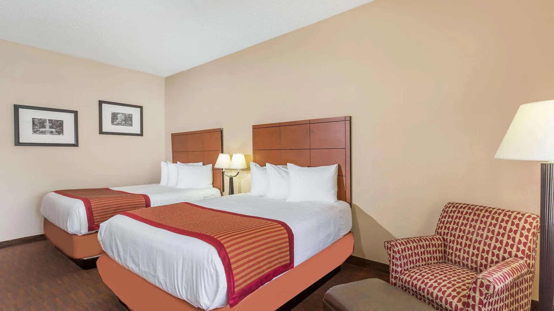 Baymont By Wyndham Savannah/Garden City Savannah