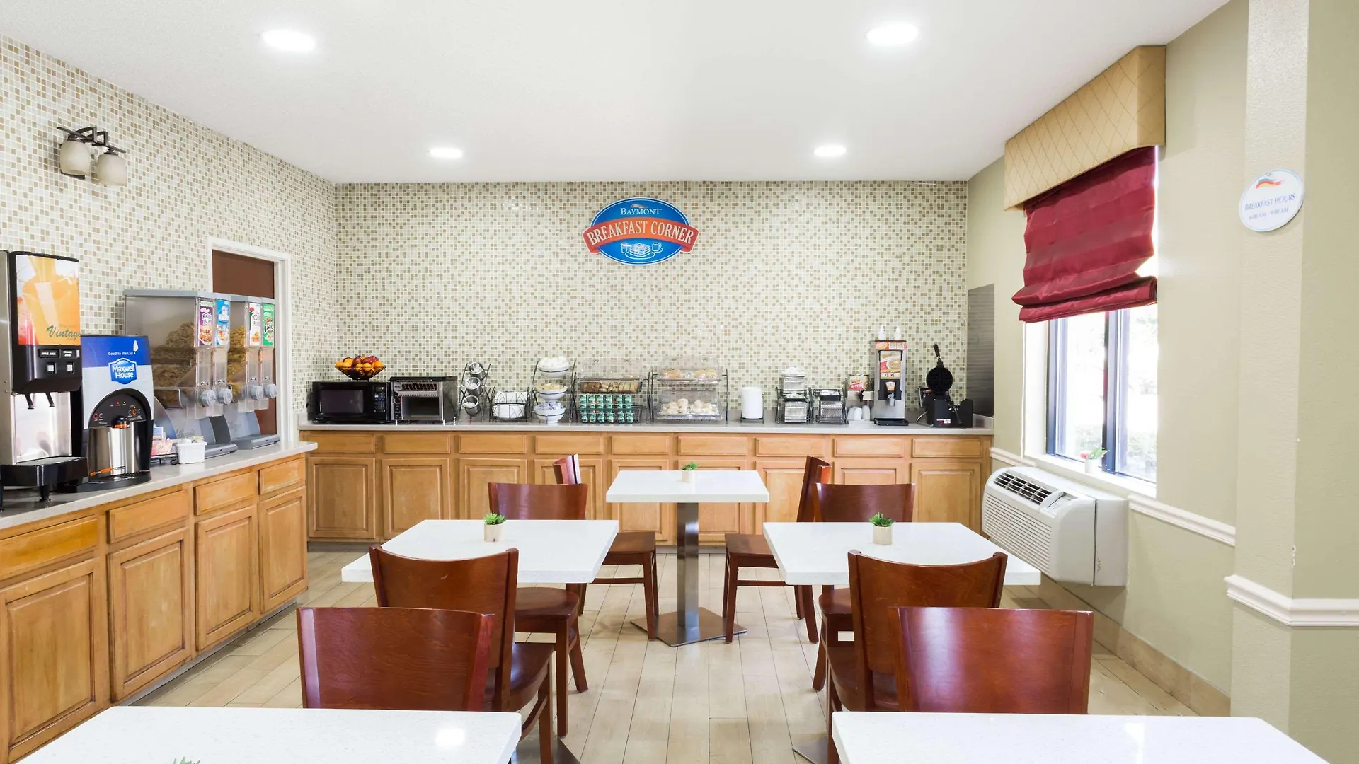 Baymont By Wyndham Savannah/Garden City USA