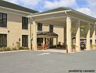 Baymont By Wyndham Savannah/Garden City Hotel Savannah